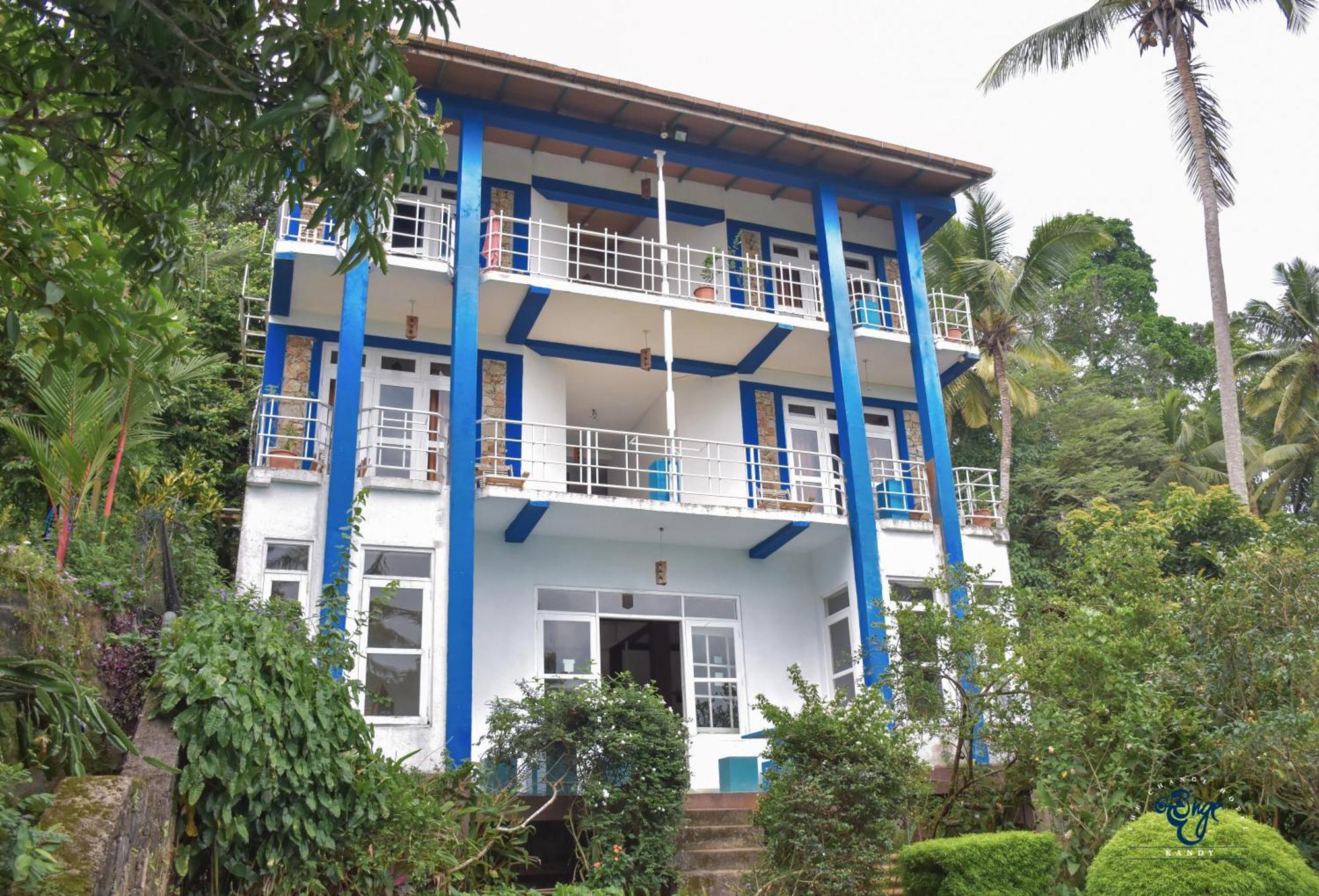 The Change Hotel Kandy Buitenkant foto