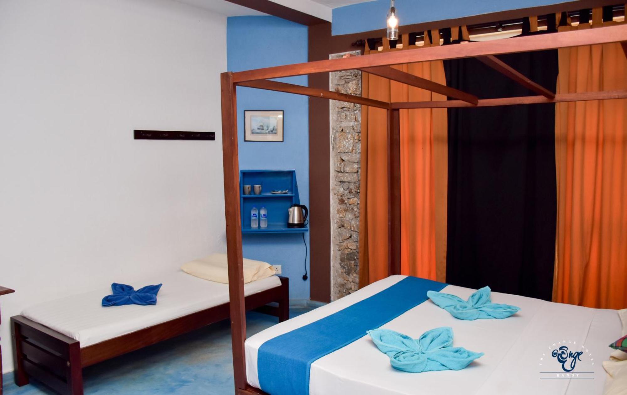 The Change Hotel Kandy Buitenkant foto