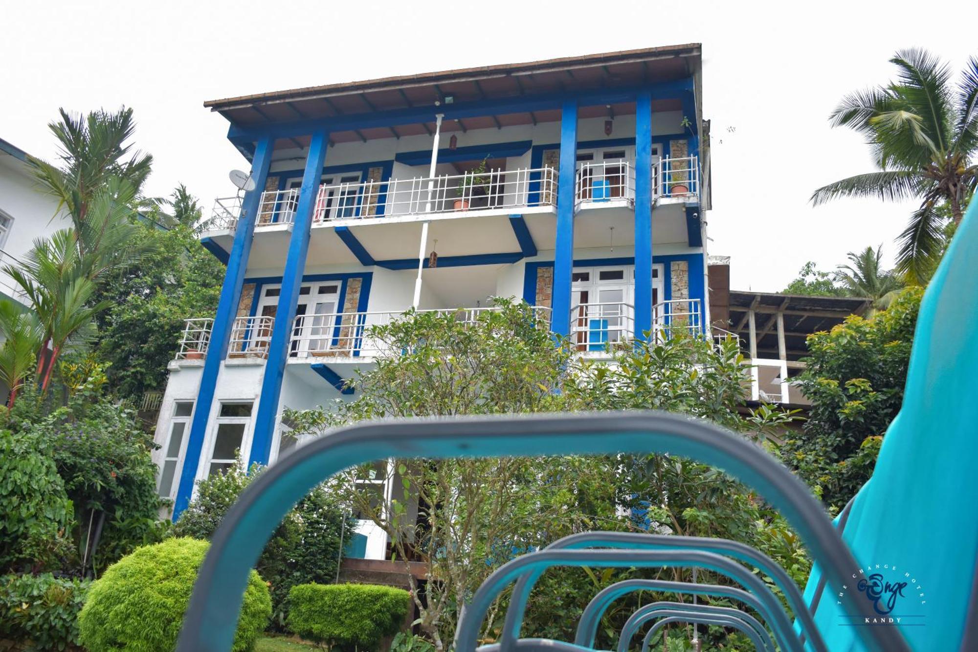 The Change Hotel Kandy Buitenkant foto